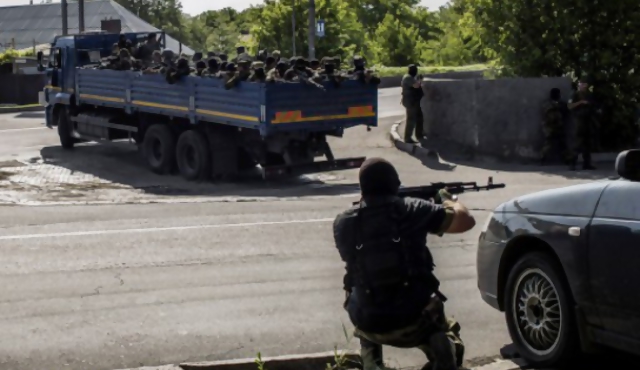 Ucrania controla aeropuerto de Donetsk