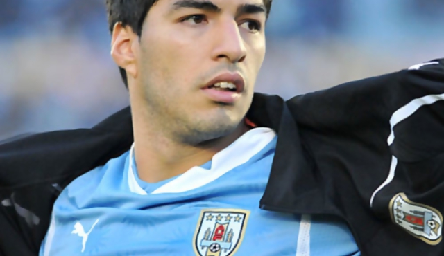 Suárez no sabe si estará ante Inglaterra