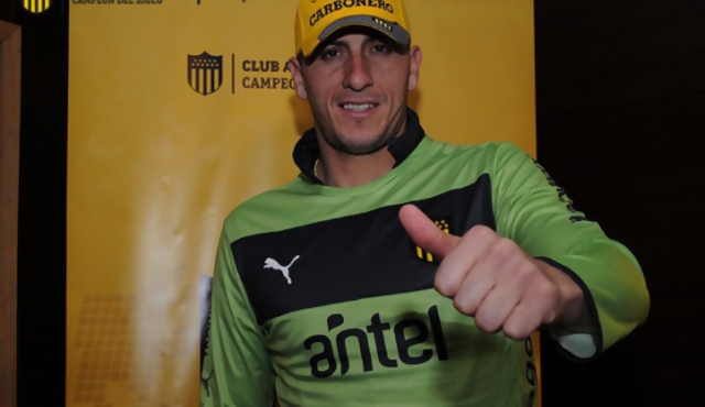 Peñarol presentó a Migliore y Diogo Silvestre