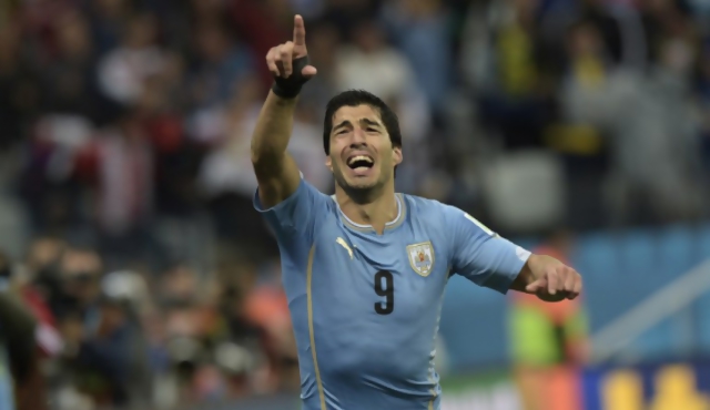 Uruguay se juega su futuro con Suárez en la cancha