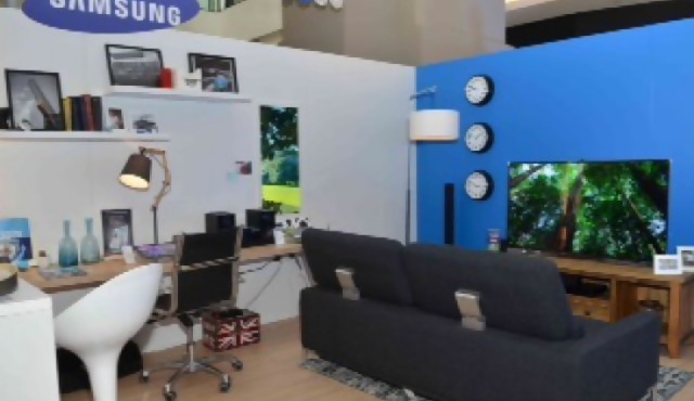 Samsung invita a conocer la Casa de Luis Suárez