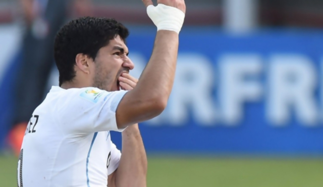 FIFA abrió proceso disciplinario contra Suárez