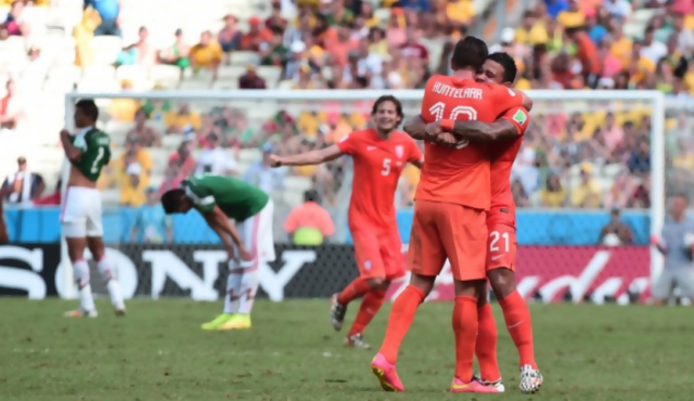 Holanda destroza el sueño mexicano con dos goles al final