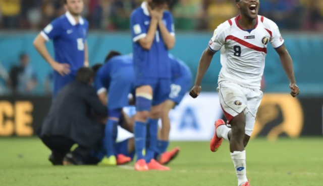 Costa Rica hizo historia y pasó a cuartos ante Grecia