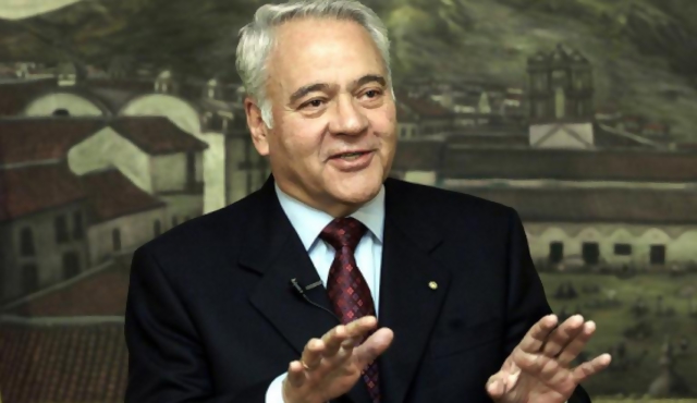 Bolivia presentó demanda de extradición de expresidente Sánchez de Lozada