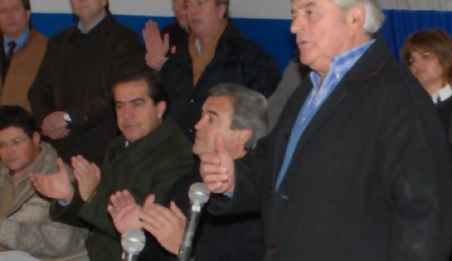 Lacalle siente que debate con “un colegiado”