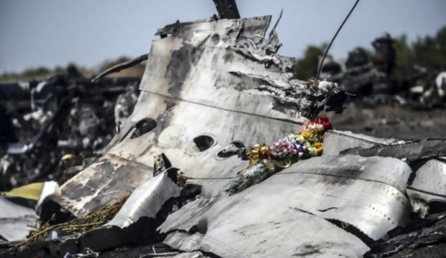 Avión de Malaysia Airlines fue perforado por proyectiles