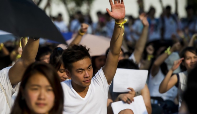 Estudiantes de Hong Kong faltarán a clase para pedir democracia