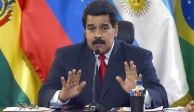 Maduro ordena revisar relaciones con España