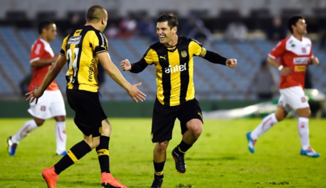 Peñarol es el plantel con mayor promedio de edad 