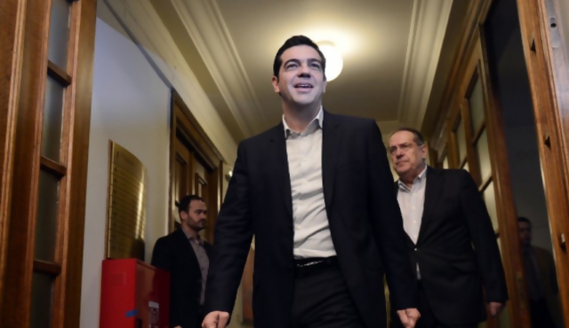 Tsipras dispuesto a "sudar sangre"
