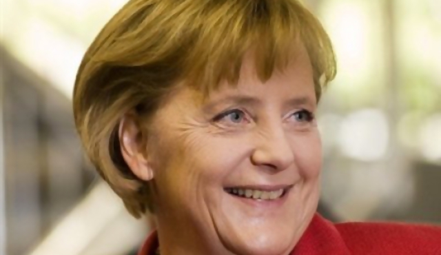 Alemania: Merkel consigue segundo mandato