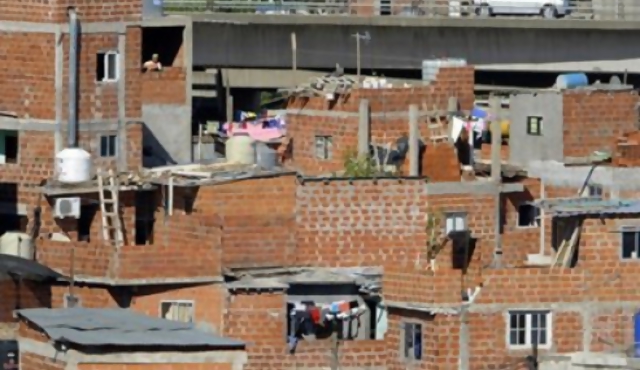 Jóvenes pobres en el espejo
