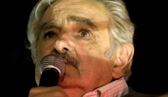 Mujica: Batlle piró en colores