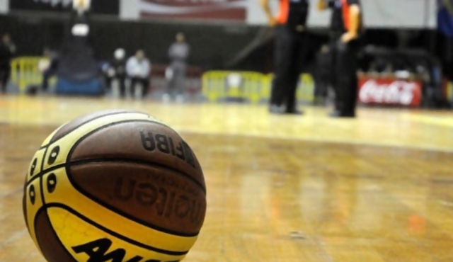 Escándalo en el básquetbol por denuncia de periodista a juez