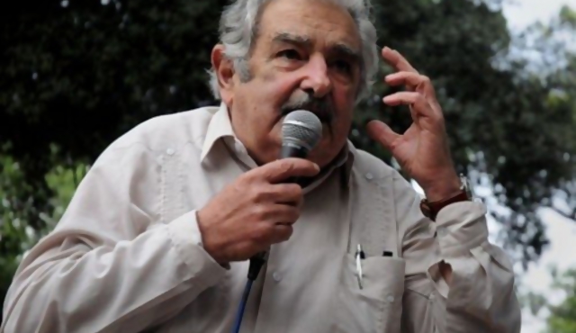 Mujica: “No me construyan leyendas sobre explotación de la minoridad”