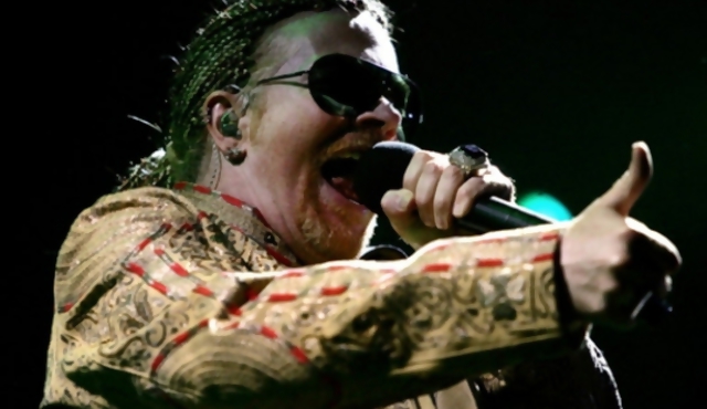 Guns n' Roses se desliga de Jane's Addiction