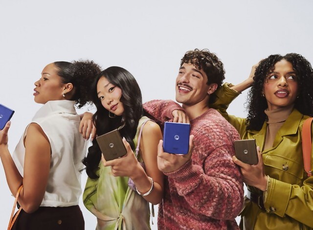 Portal 180 - Motorola amplió su portfolio premium con nuevos razr, edge y moto g: diseño y potencia, a mano